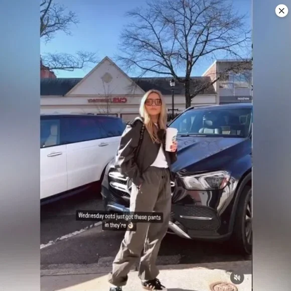 FEAR OF GOD ESSENTIALS | Nylon Cotton Satin Track Pants in Dust/Taupe | Size XS - Picture 3 of 13